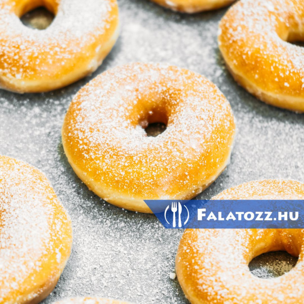 A világ fánkjai – Egy édes utazás lekvárral, krémmel és porcukorral