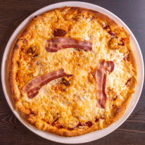 31. Húsimádó pizza