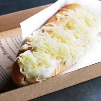 Sajtos hot-dog 