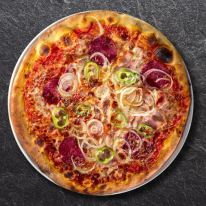 P 40 Made in Hungary pizza